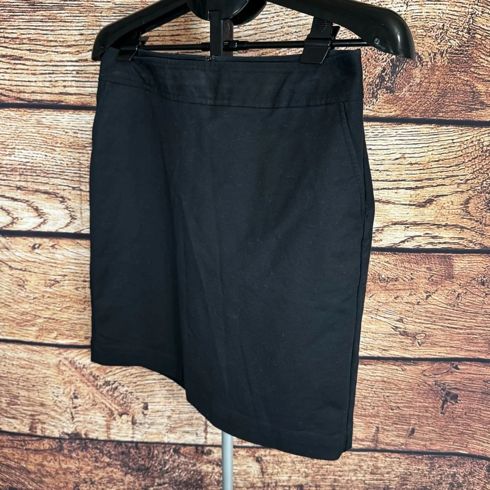 Black Pencil Skirt Women Professional Office Wear Back Slit Size 4‎